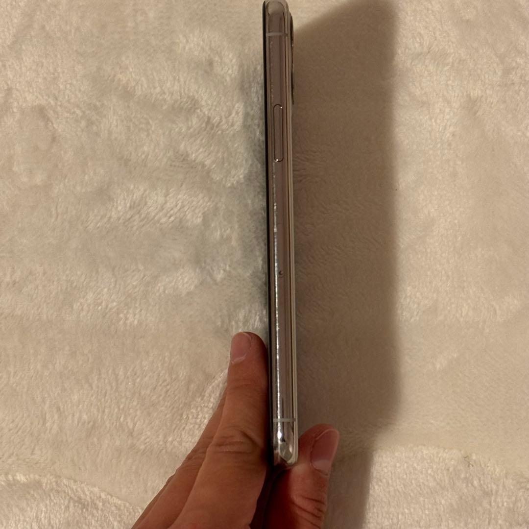 Apple iPhone 11 Pro シルバー　256G