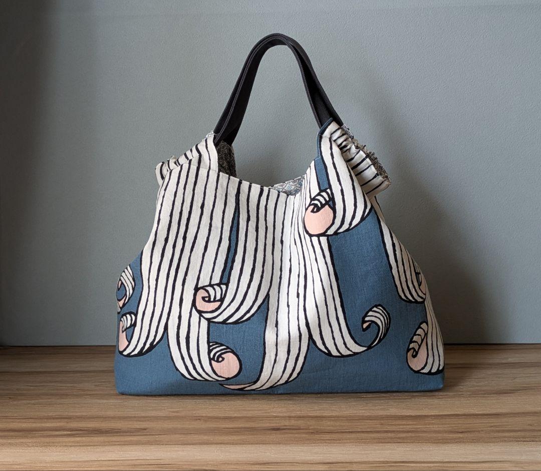 m*e様 【訳あり】ミナペルホネンハンドメイドシャーリングバッグ（スイング、ブル