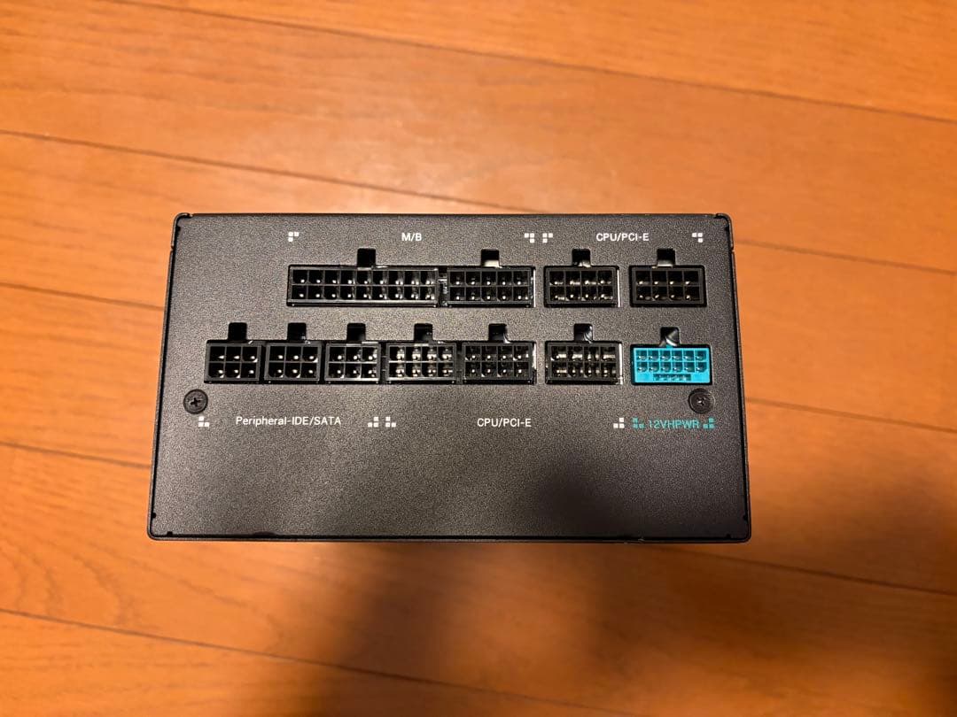 電源ユニット DEEPCOOL PX850G R-PX850G-FC0B-JP (850W)