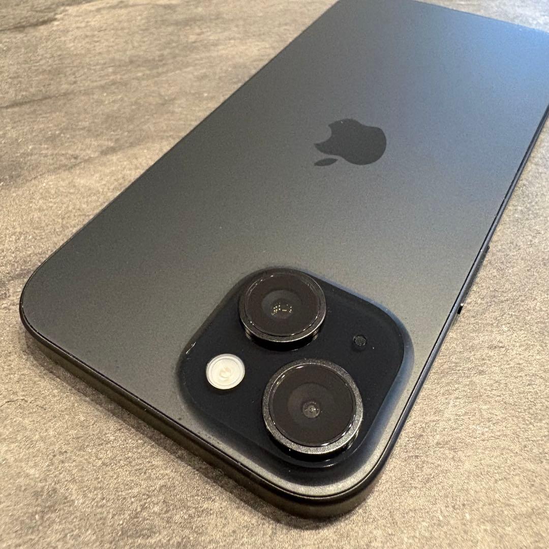 【おまけ付】iPhone15 256GB ブラック