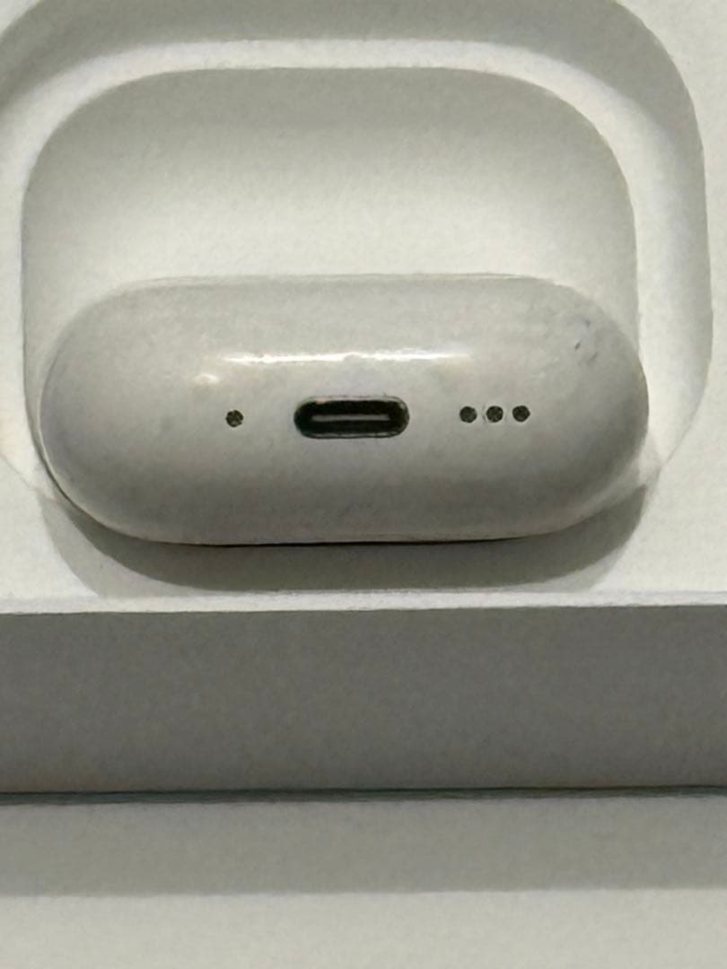 さ*と様 アクティブノイズキャンセリング搭載 AirPods 4