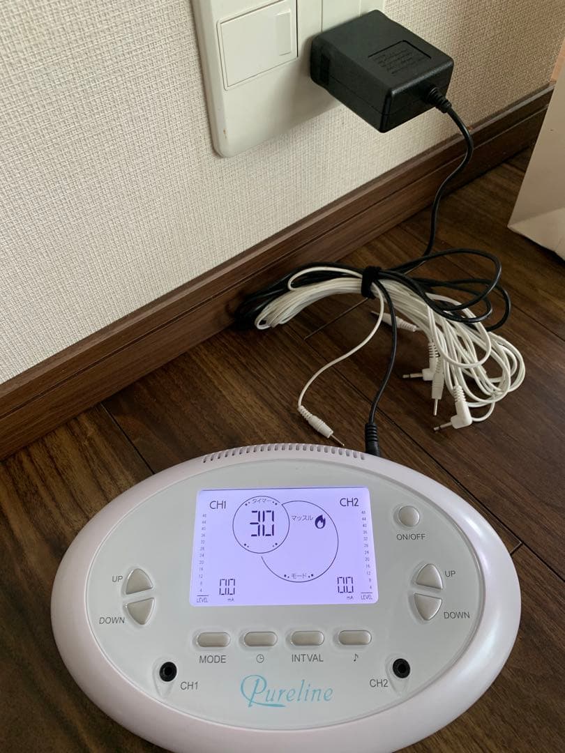 ベレガ　ピュアライン（EMS痩身器具）