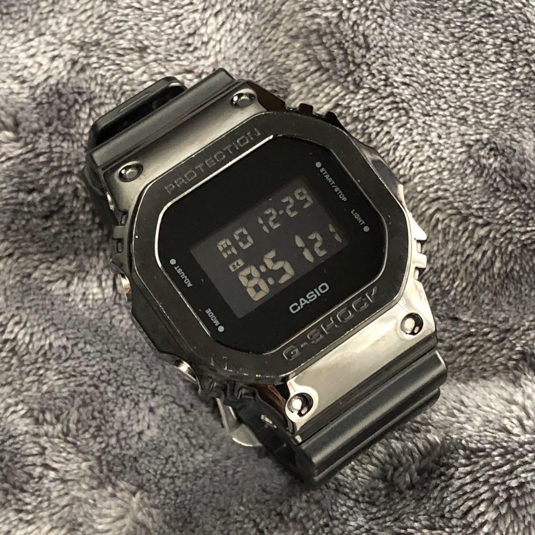メタルブラックG-SHOCK GM-5600B-1JF