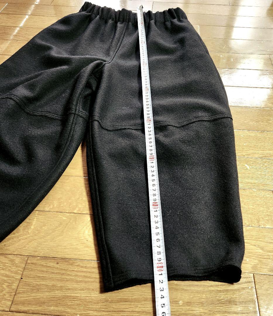 モナリザ　バルーンパンツ　圧縮ウールニット黒