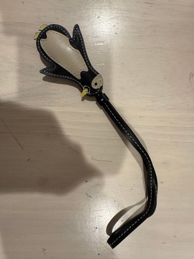 ボナベンチュラ　BONAVENTURA ペンギン型レザーチャーム 箱入り