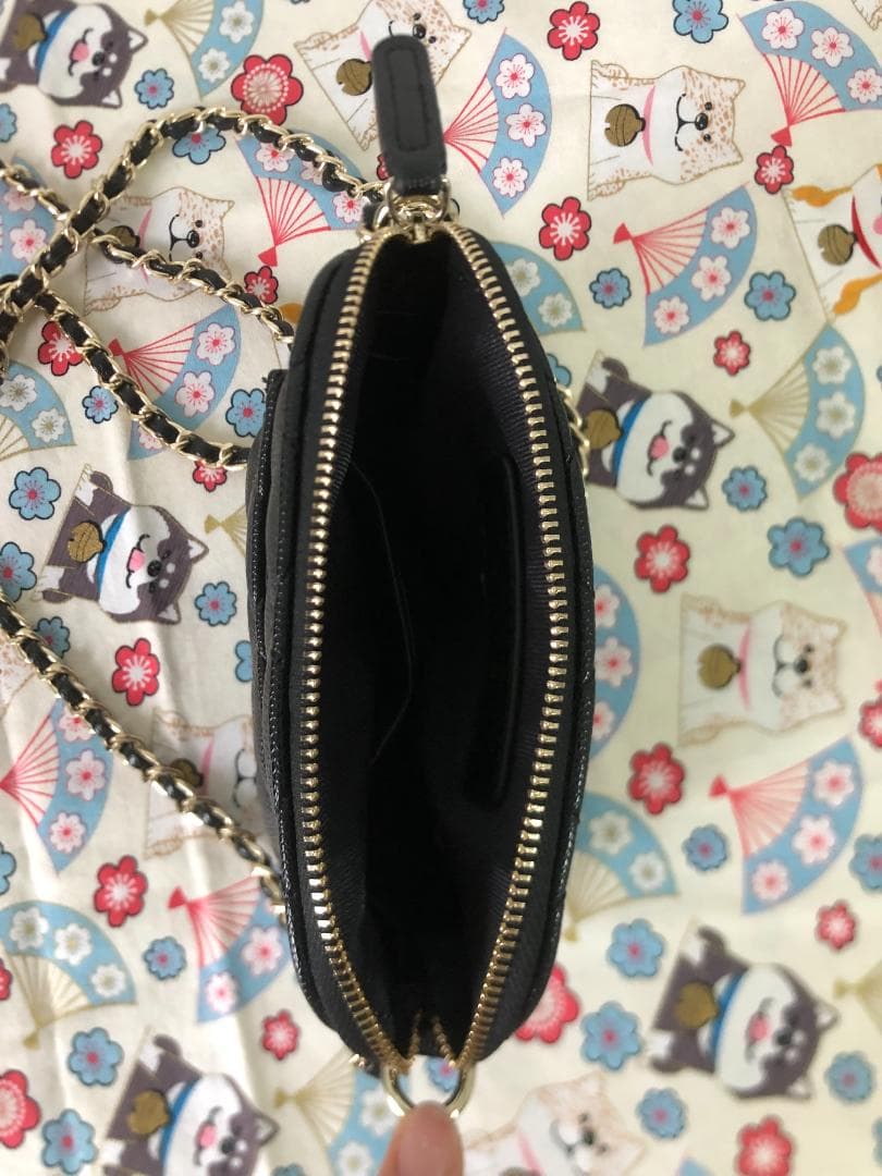 ショルダーバッグ　ノベルティ　ブラック　シェル　バッグ