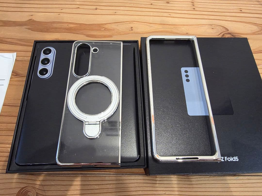 Galaxy Z Fold5 国内版 au 256GB 美品 本体　オマケ付