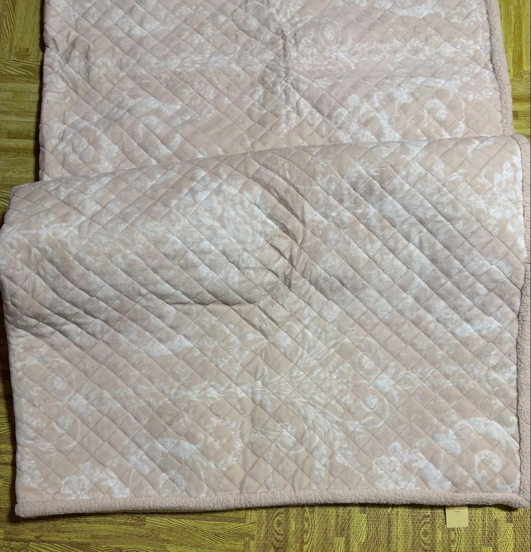 LAURA ASHLEY ローラアシュレイ キルトラグ カーペット