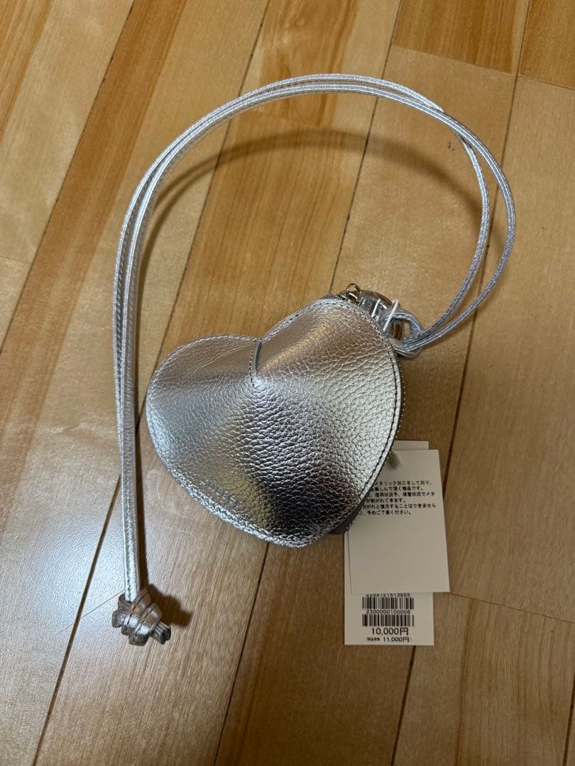 russet ハートチャーム