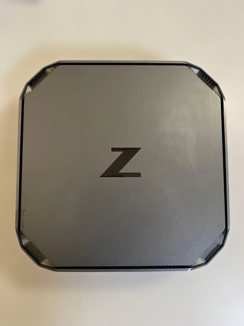 Z2 Mini G4 Workstation Xeon 2224G グラボ搭載
