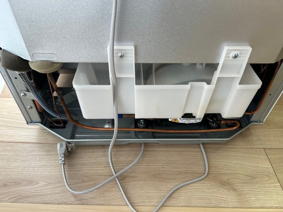 シャープ　ノンフロン冷凍冷蔵庫　SJ-PD28J-W 2023年製