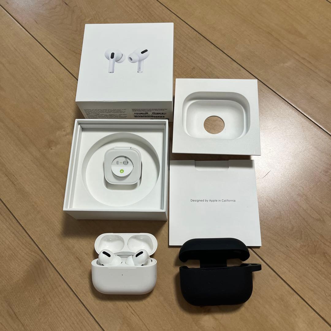 最終値下げ【美品】純正AirPods Pro 第一世代　本体 充電ケース付き