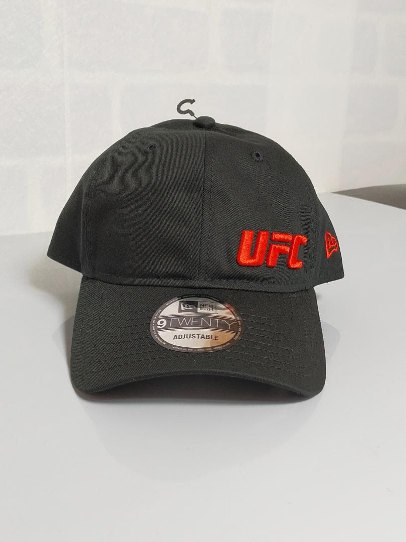 ニューエラ×UFC　9TWENTY　ブラックボディ＆レッドロゴ　残1点