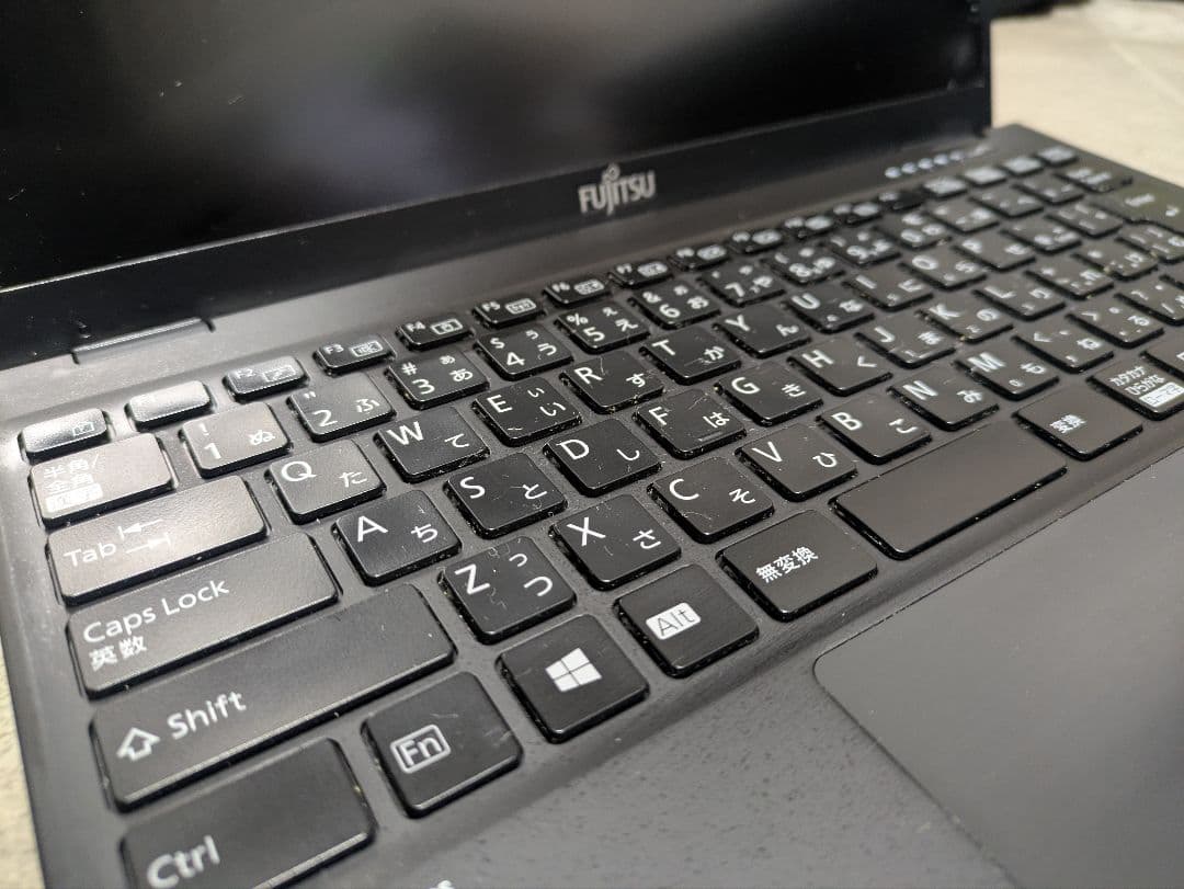 【ジャンク】富士通 LIFE BOOK 　FMVUU6FUV3　UH08/E3