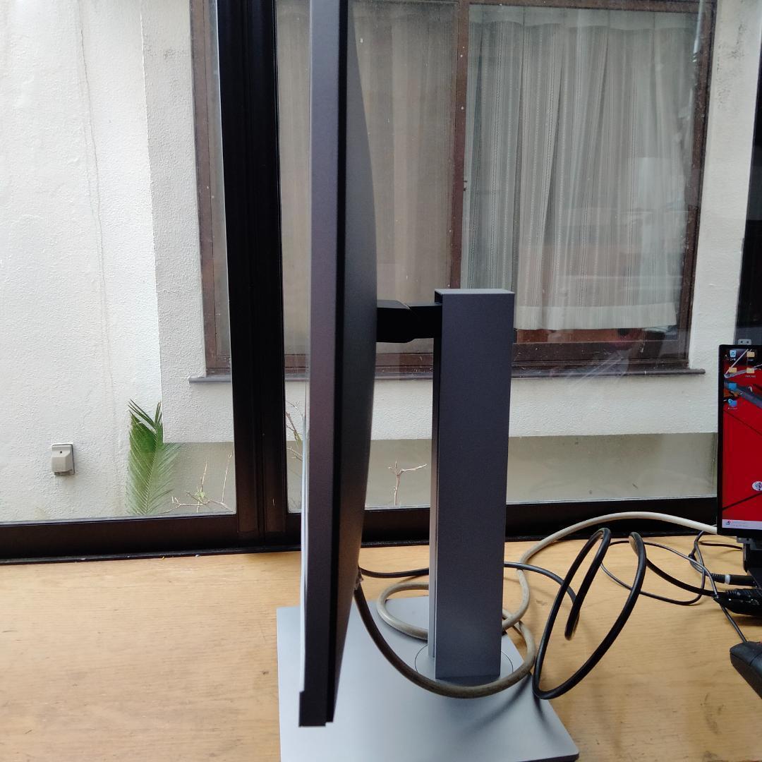 HP E233 23インチ 1920x1080 モニター ディスプレイー