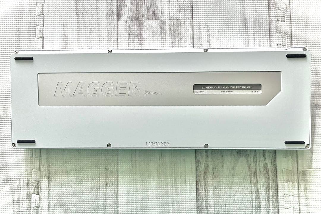 LUMINKEY Magger 68 HE Ultra ホワイト 英語配列