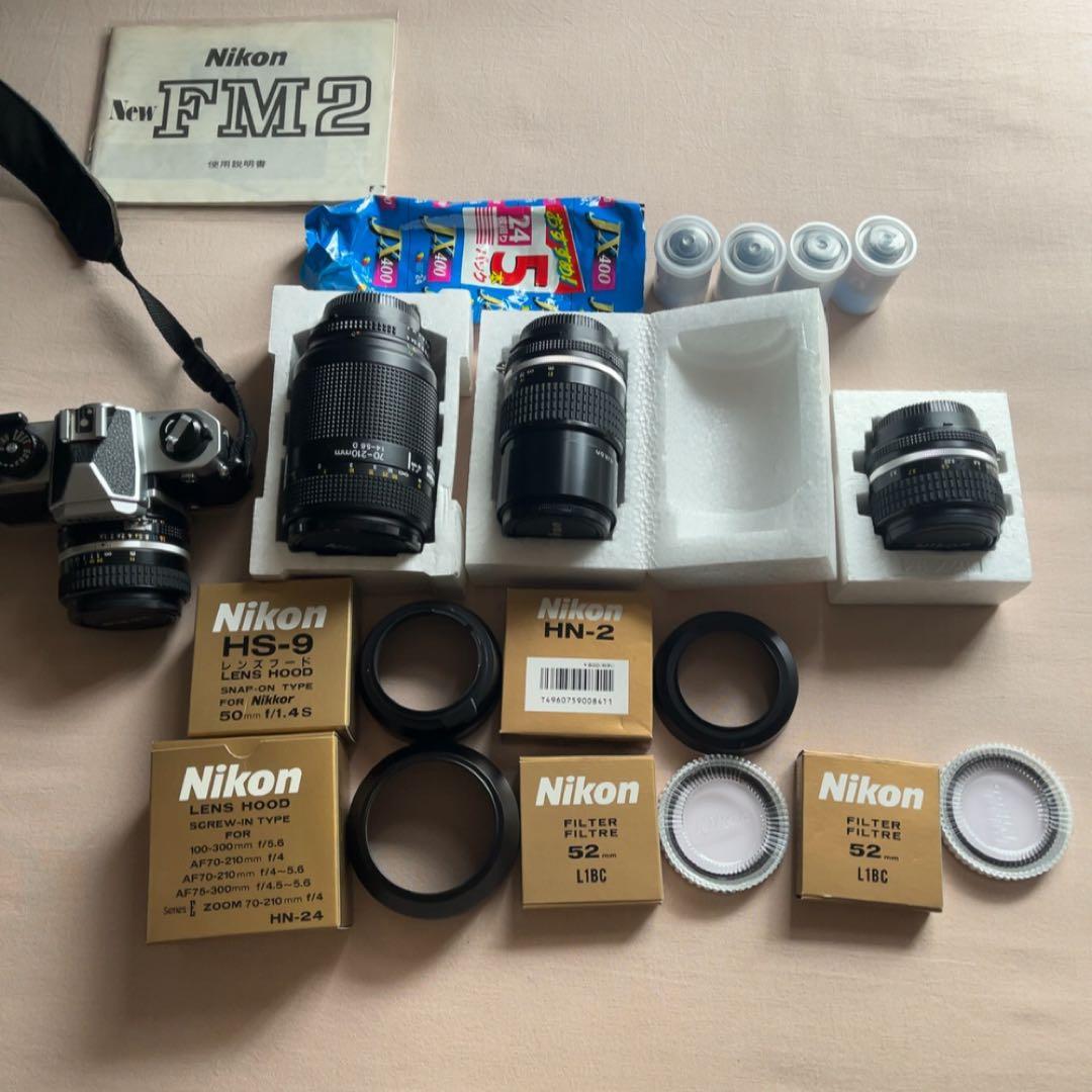 Nikon FM2カメラ & 望遠レンズ他セット