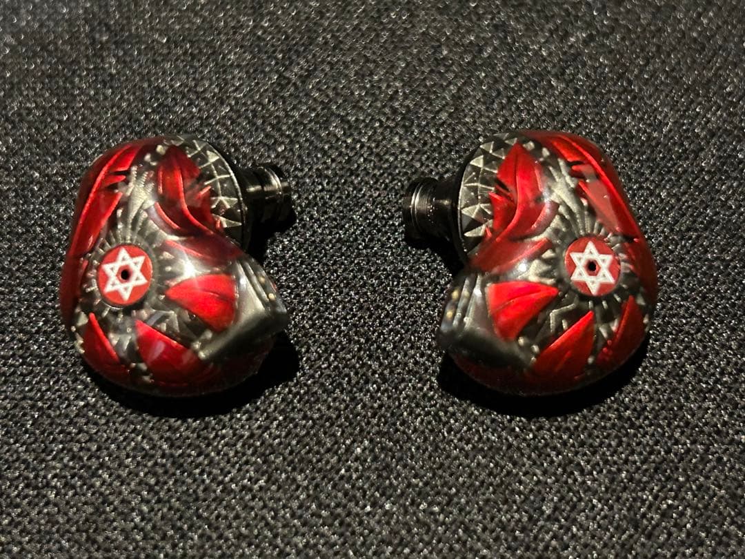 ARTPICAL Lucifer イヤホン