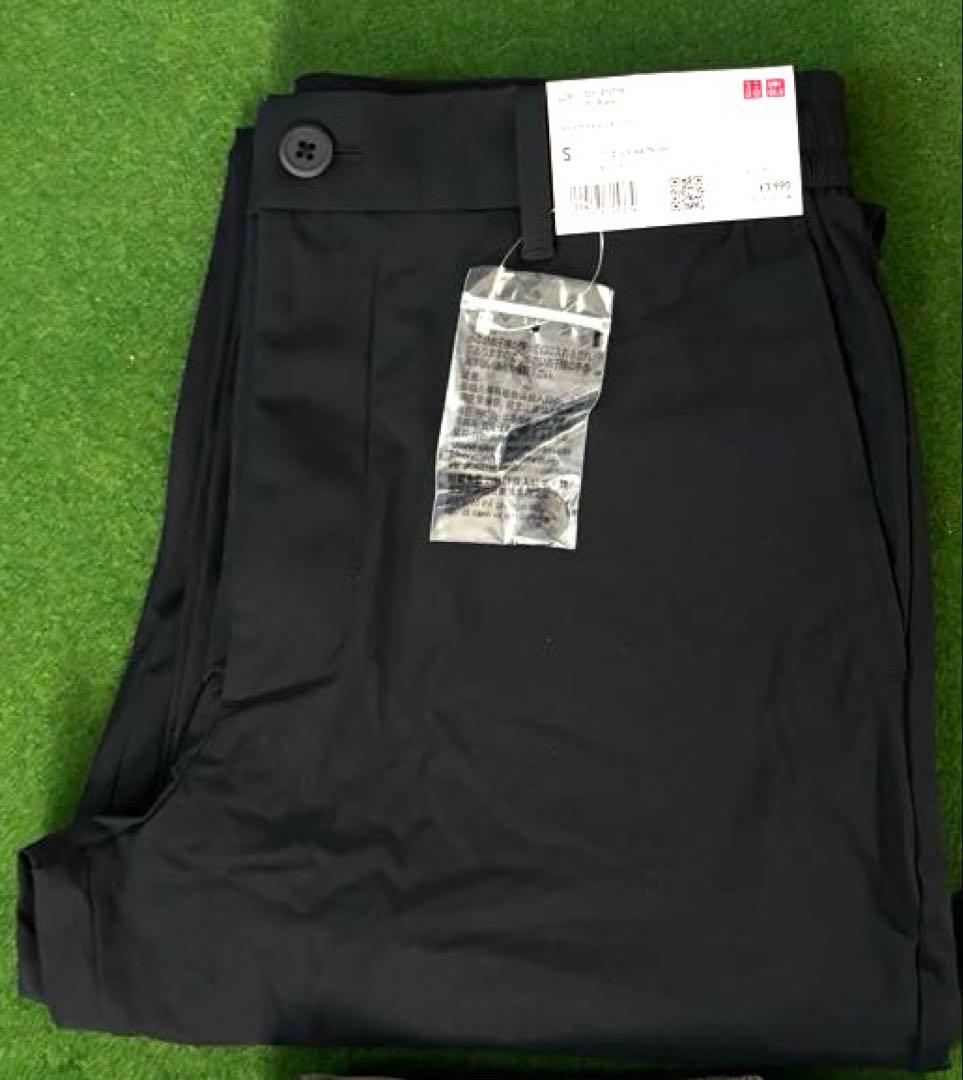 お買い得４枚セット新品未使用ユニクロ　ウルトラストレッチパンツ　メンズＳサイズ