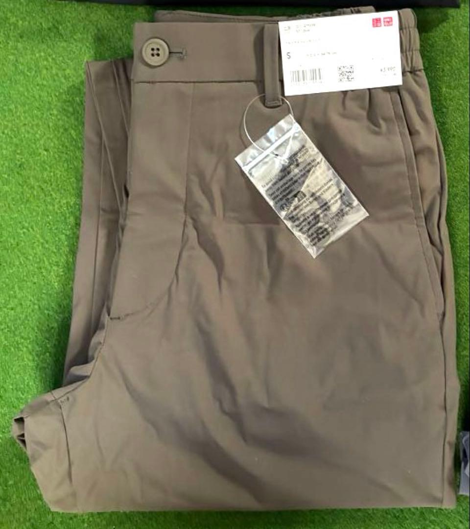 お買い得４枚セット新品未使用ユニクロ　ウルトラストレッチパンツ　メンズＳサイズ