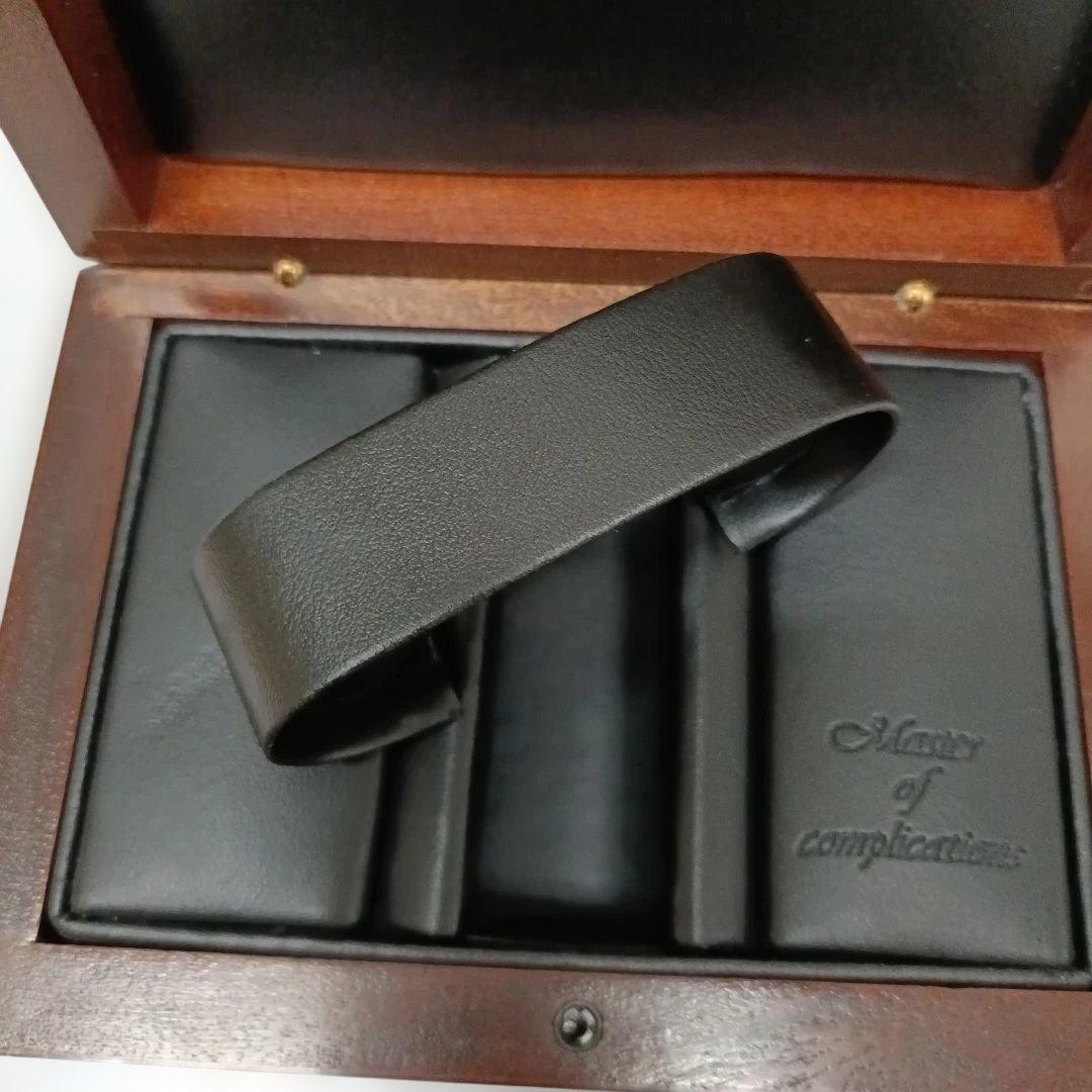 FRANCK MULLERの時計ケース レデイースサイズ用