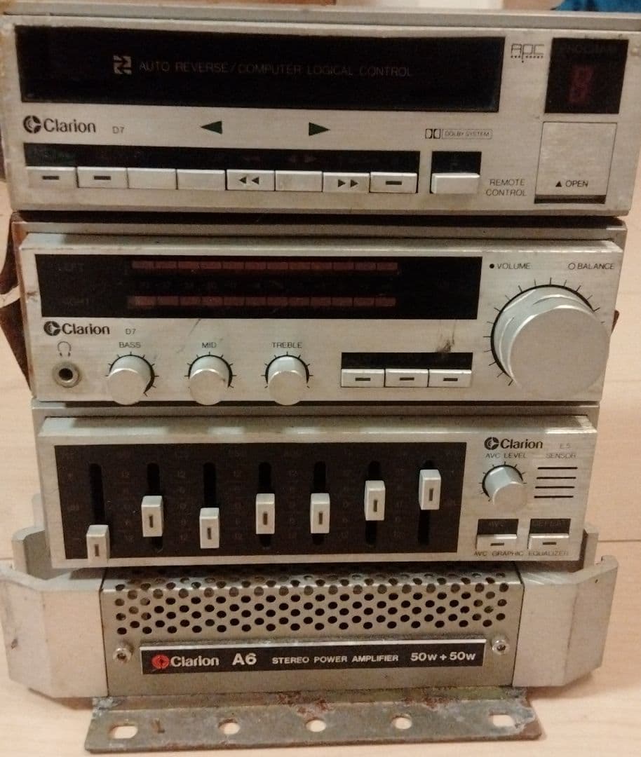 Clarion 当時物 カーオーディオ 動作未確認シャンク