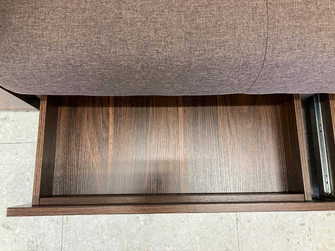 モダンデコ 2～3人掛け収納付き多機能ソファ ブラウン