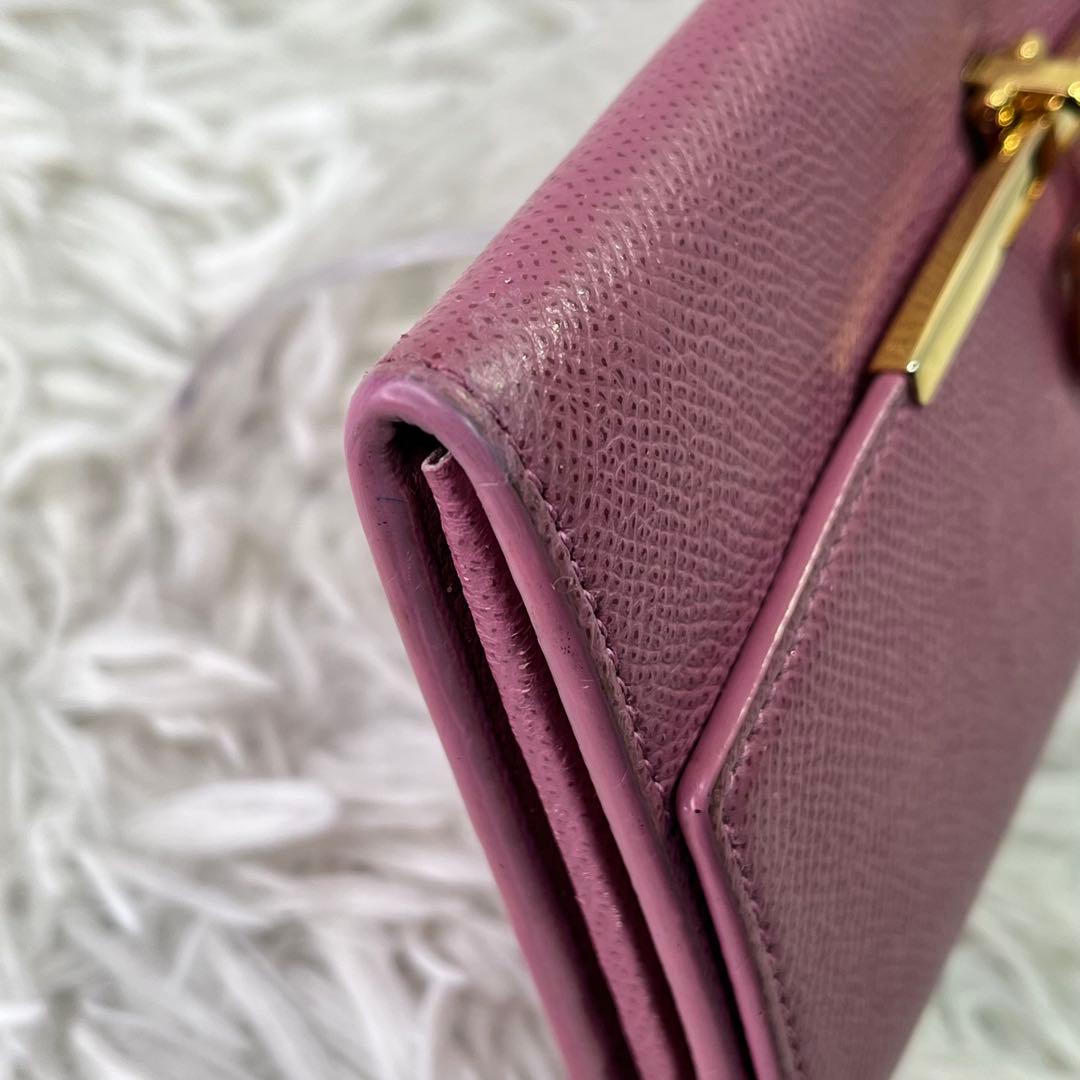 良品✨Ferragamo フェラガモ 二つ折り長財布 ガンチーニ　レザー ピンク