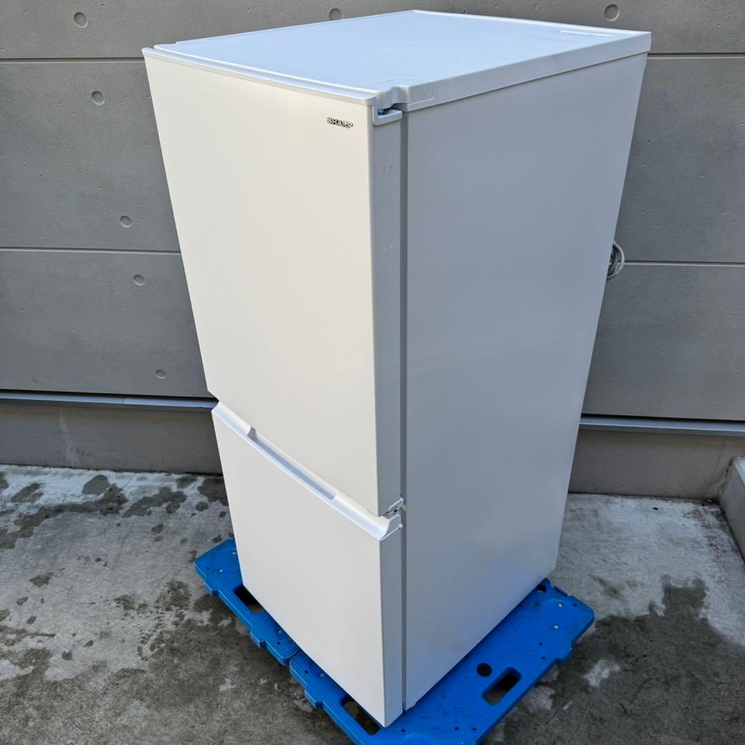 229★2025年製★ほぼ新品★シャープ　冷蔵庫　右、左開き　一人暮らし