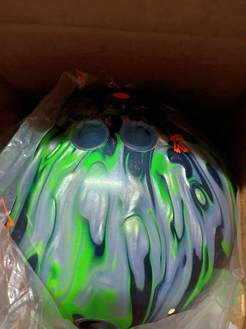 美品ZIG-ZAG ボウリングボール グリーン/ブラック