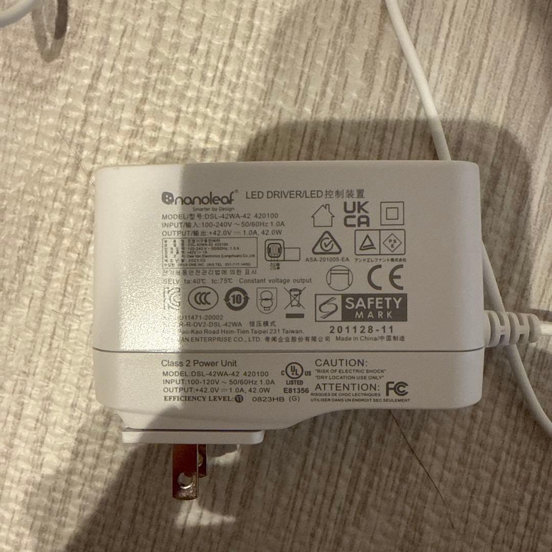 その他 Nanoleaf Shapes Triangles Smarter Kit