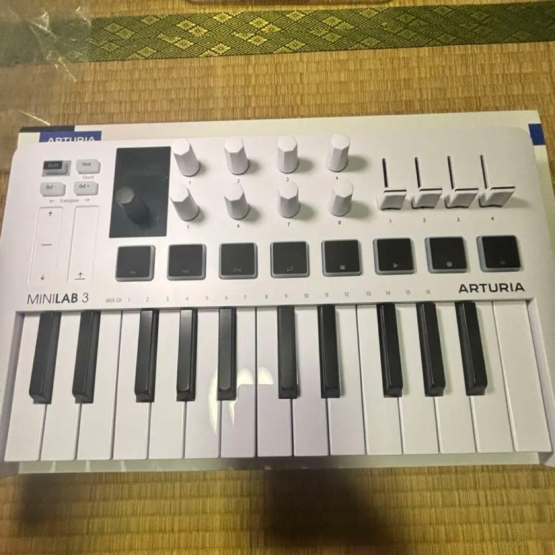 ARTURIA MiniLab 3 MIDIキーボード