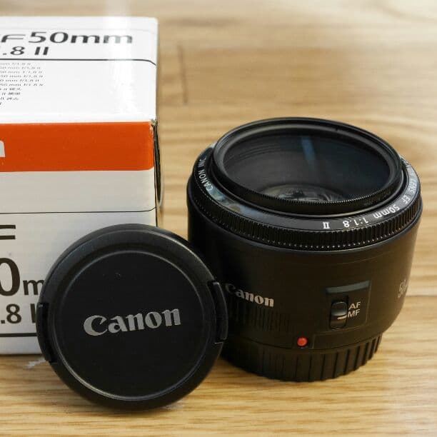 美品 Canon 単焦点レンズ EF 50mm F1.8Ⅱ
