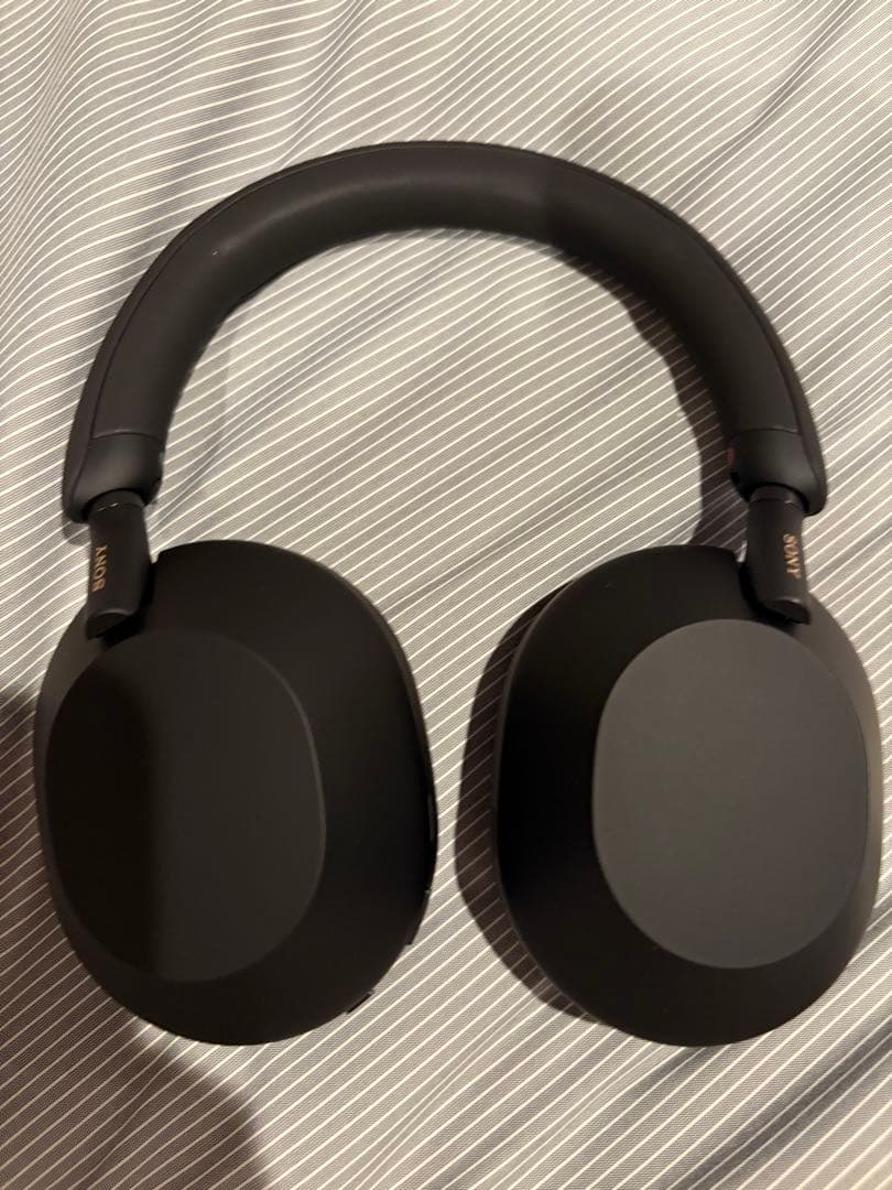 美品　Sony WH-1000XM5 ワイヤレスヘッドホン ブラック