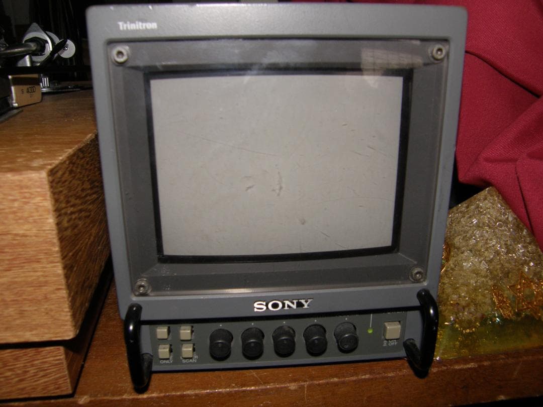 ソニー業務用モニターPVM-60410中古動作品の出品です❣