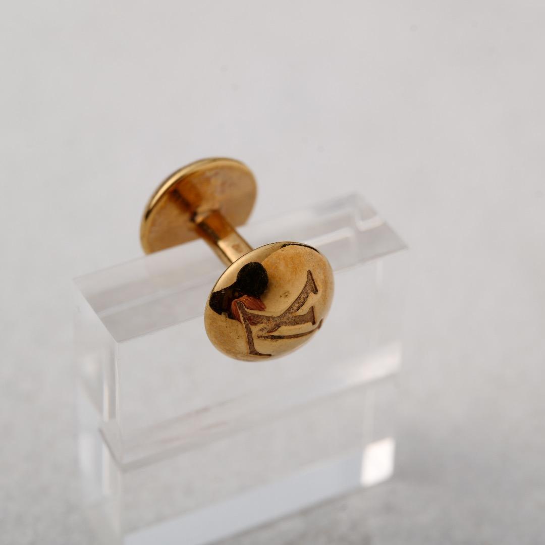 ルイヴィトン　カフス　ブトン　ドゥ　マンシェット　ゴールドカラー