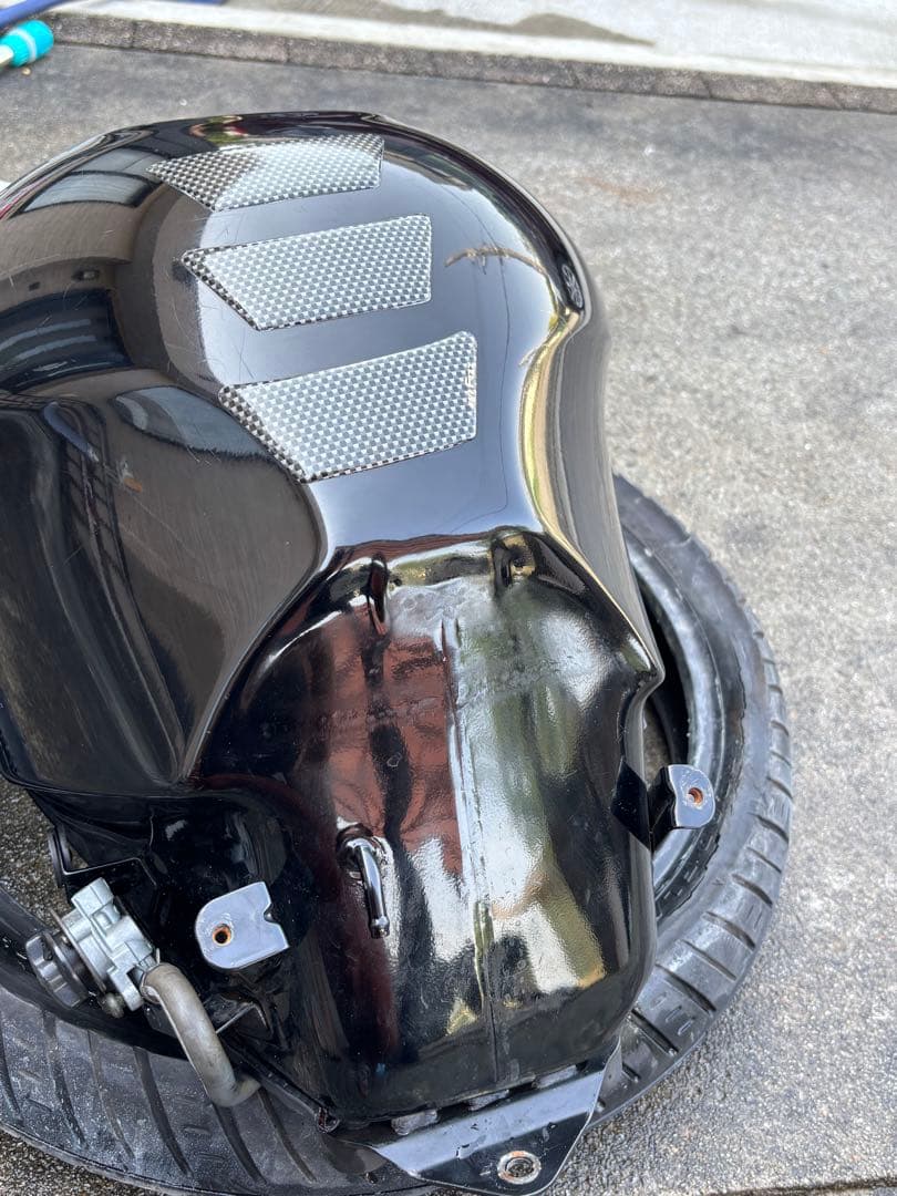 Kawasaki ZZR400N タンク　黒　エボニー