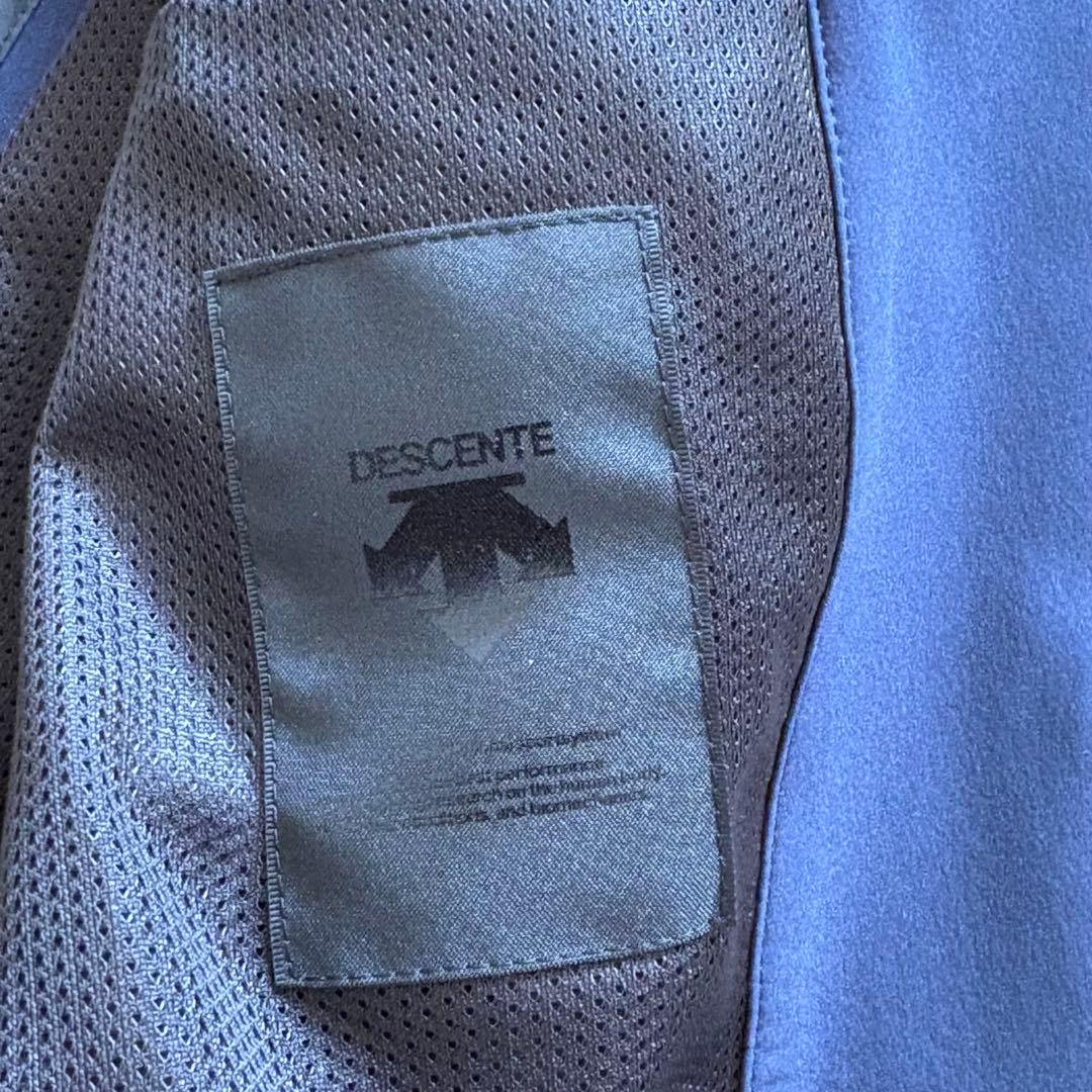 新品タグ付き DESCENTE デサント SOLOTEX セットアップネイビー