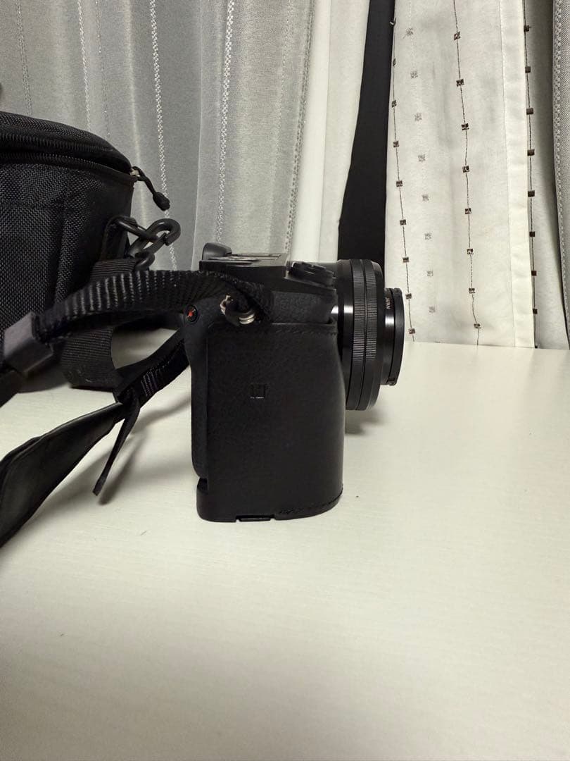 【美品】SONY α6000 ダブルズームレンズキット ブラック 説明書付き