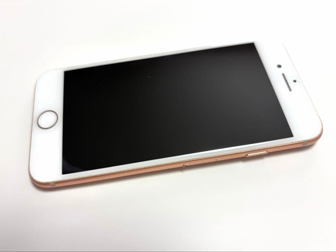 iPhone8 ゴールド64GB