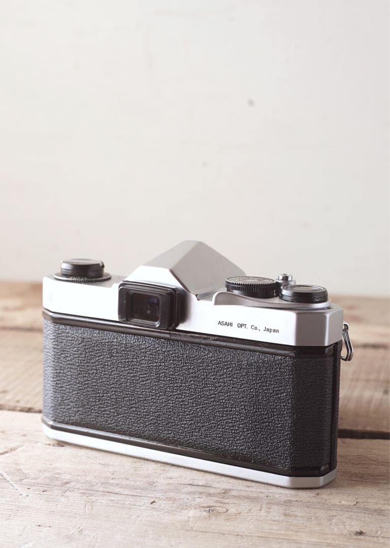 【良品】一眼レフの名機！ペンタックスSP タクマー55mm/f1.8