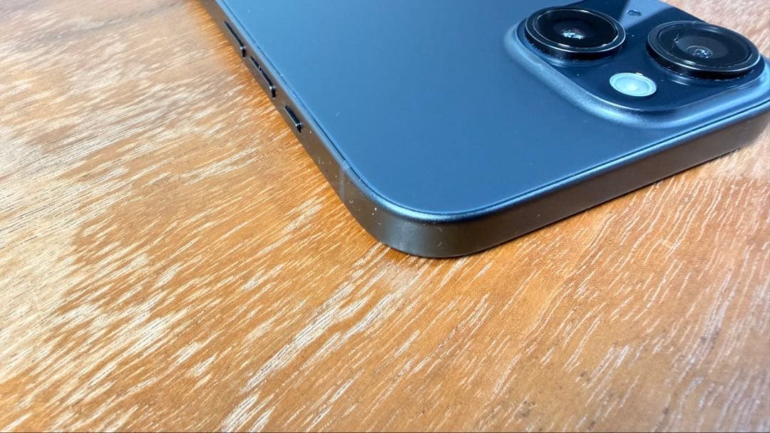 Apple iPhone 15 無印　256GB ブラック　SIMフリー