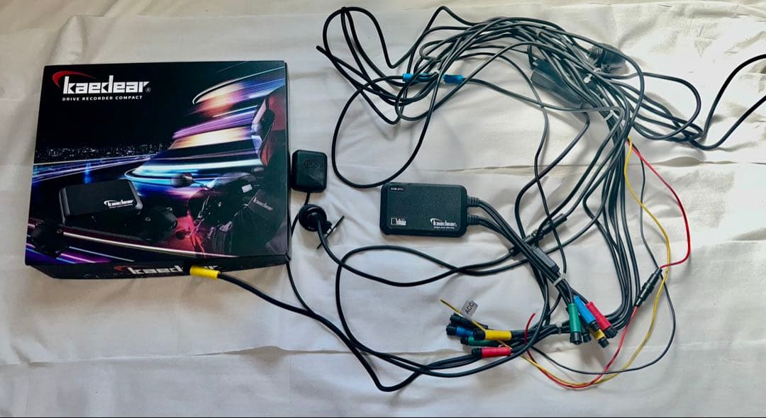 Kaedear KDR-D711ドライブレコーダー SDカード付き⭐︎