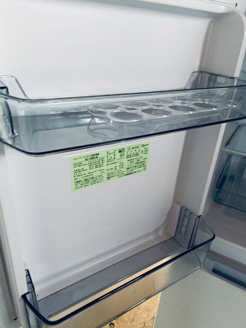 ①✅SHARPノンフロン冷凍冷蔵庫✅ ✅SJ-15E9-W✅送料設置無料