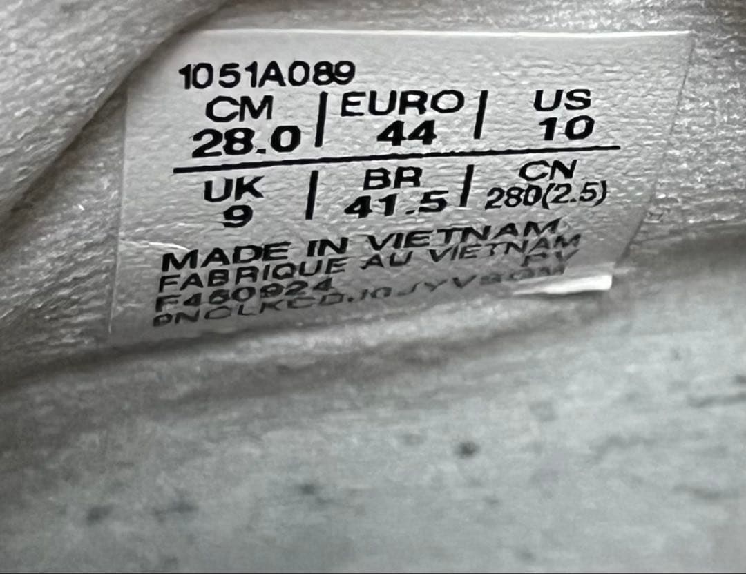 ASICS メタライズ2 28cm バレーボールシューズ