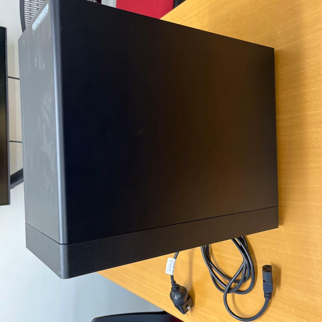 ThinkStation P340 64GBメモリ 4.5TB HDD