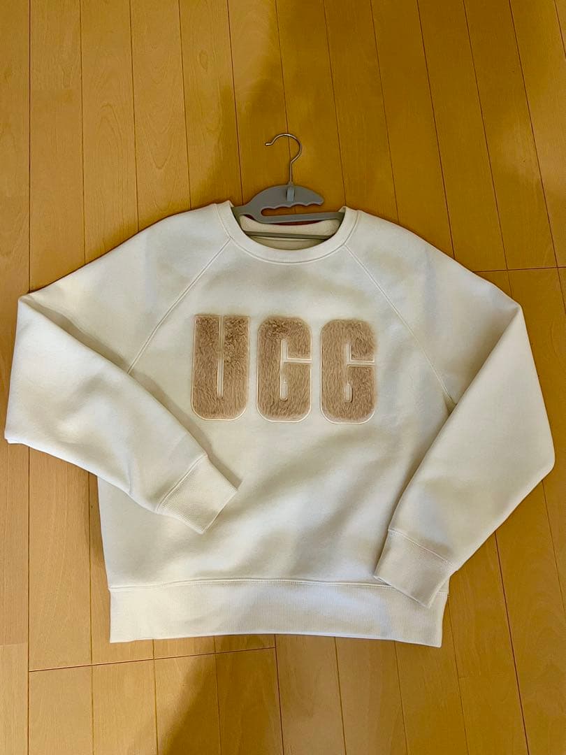 プ*♡様 UGG Madeline Fuzzy Logo Crewneck