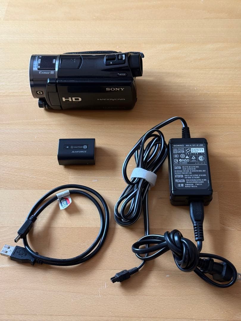 SONY CX550 ビデオカメラ 光学10倍ズーム　バッテリー付き