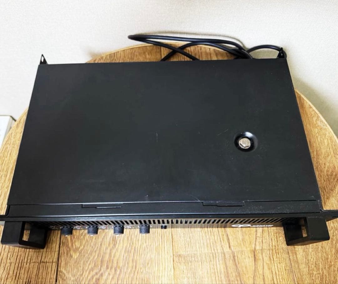 CLASSIC PRO CPX4100 4チャンネルパワーアンプ