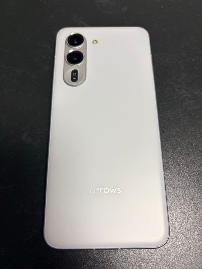 【美品】arrows Alpha M08 ホワイト SIMフリー 本体 α